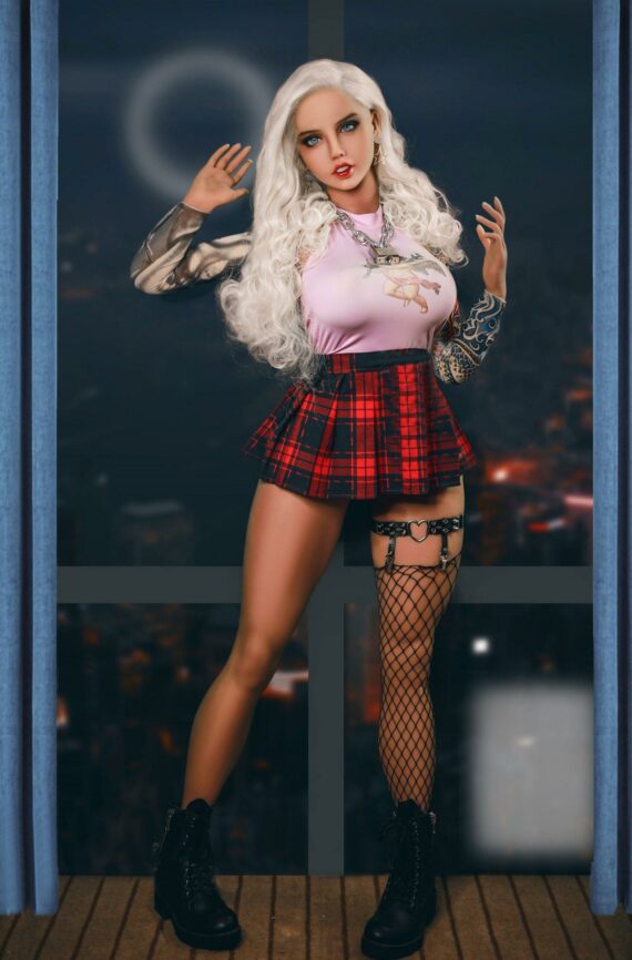 StormPrettySexDoll2-5