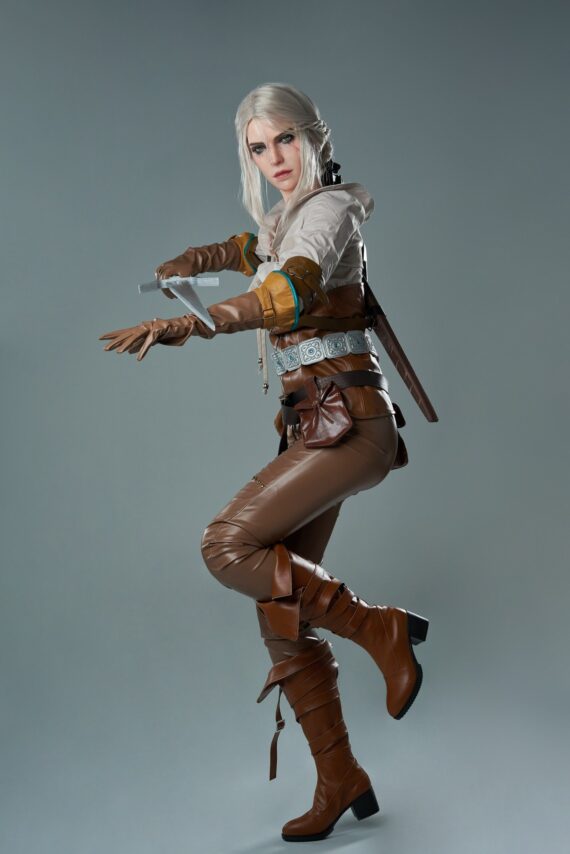 Ciri-Witcher3-Sex-Doll-with-Silicone-Head-168cm-5-1